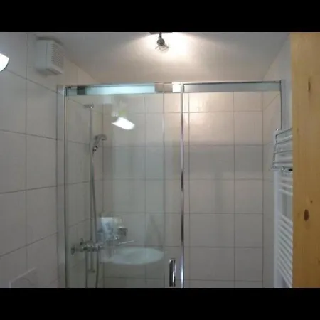 Stonas Sura Apartment Falera